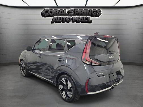 Gravity Gray 2024 Kia Soul GT-Line