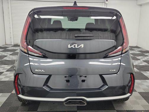Gravity Gray 2024 Kia Soul GT-Line
