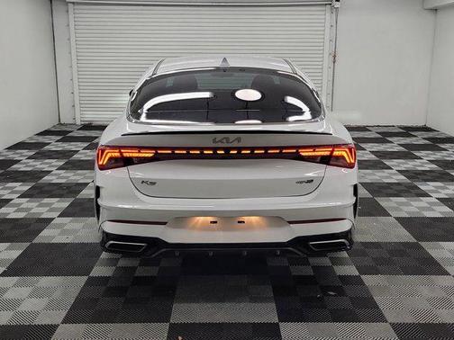 Glacial White Pearl 2022 Kia K5 GT-Line