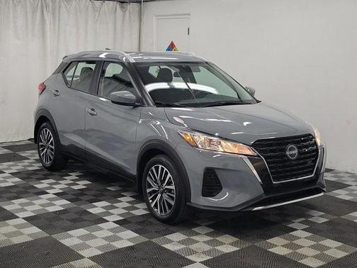 2022 Nissan Kicks SV