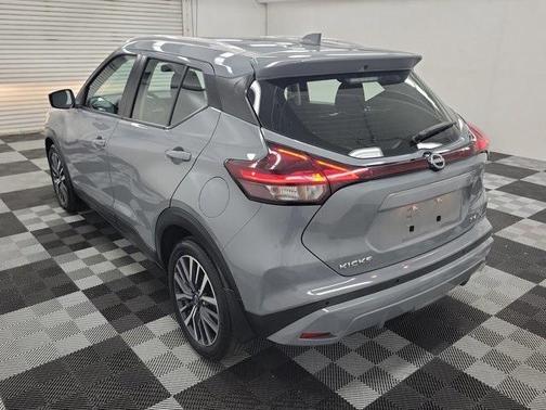 2022 Nissan Kicks SV