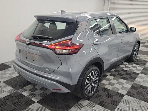 2022 Nissan Kicks SV
