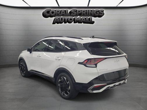 Glacial White Pearl 2024 Kia Sportage SX-Prestige
