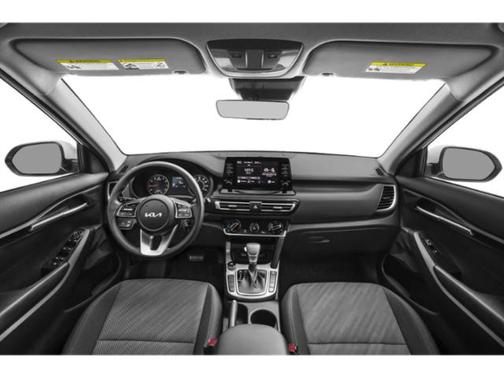 Snow White Pearl 2022 Kia Seltos LX