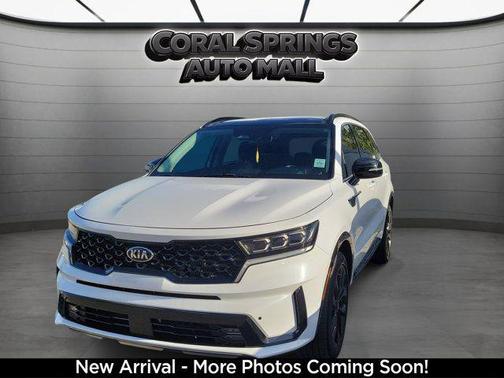 Glacial White Pearl 2021 Kia Sorento SX