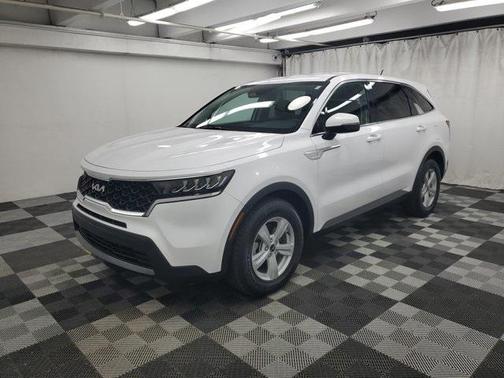 2023 Kia Sorento LX