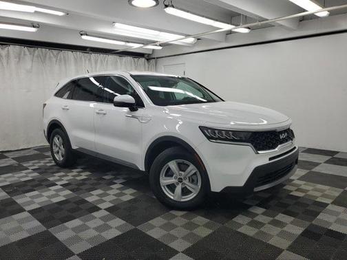 2023 Kia Sorento LX