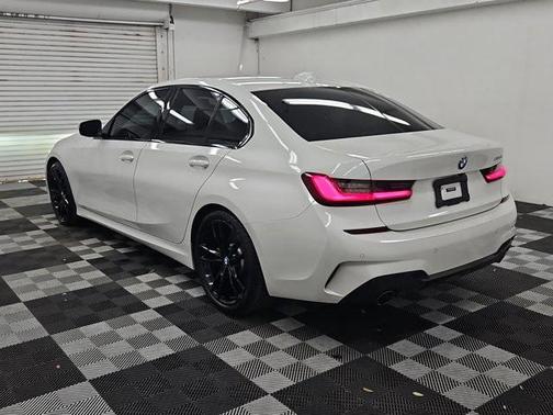 2020 BMW 330 330i