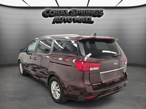 2018 Kia Sedona LX