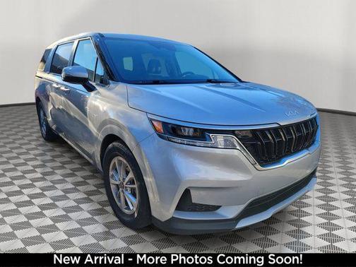 2022 Kia Carnival LXS