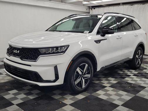 Glacial White Pearl 2023 Kia Sorento S