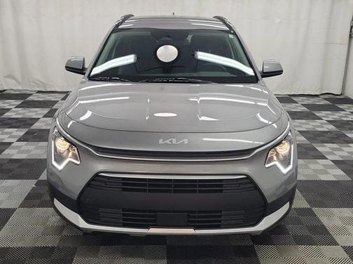2025 Kia Niro EX