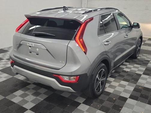 2025 Kia Niro EX