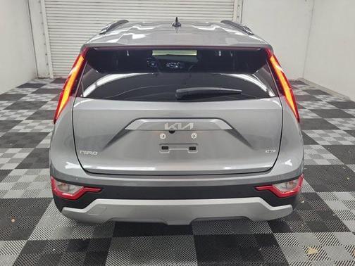 2025 Kia Niro EX
