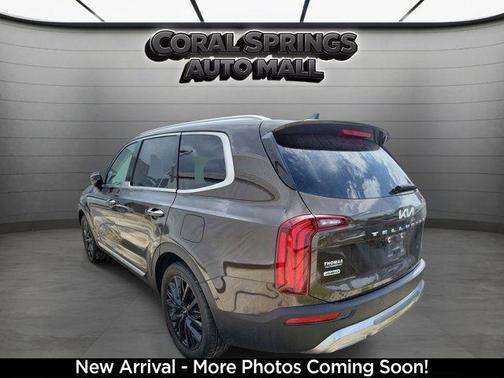 Dark Moss 2022 Kia Telluride SX