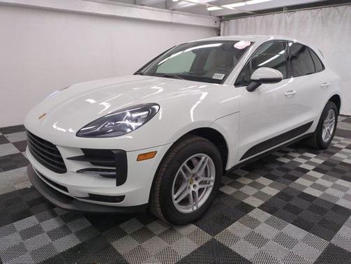 2021 Porsche Macan Base