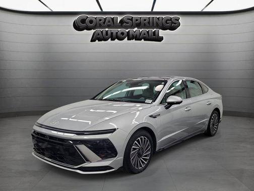 Aero Silver 2024 Hyundai SONATA Hybrid Limited