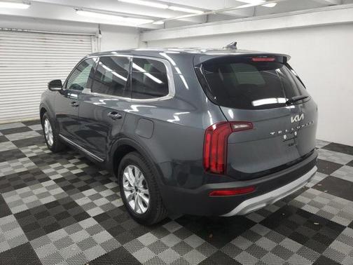 2022 Kia Telluride LX