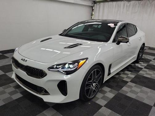 2022 Kia Stinger GT2