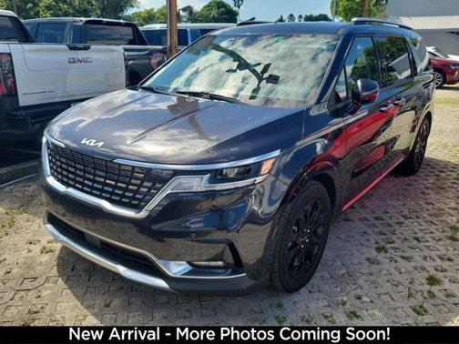 2022 Kia Carnival SX