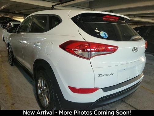 2016 Hyundai TUCSON SE