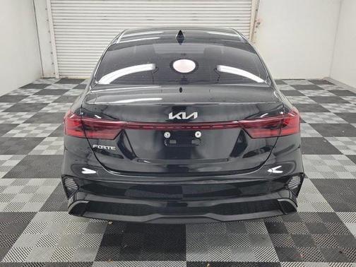 2022 Kia Forte LXS
