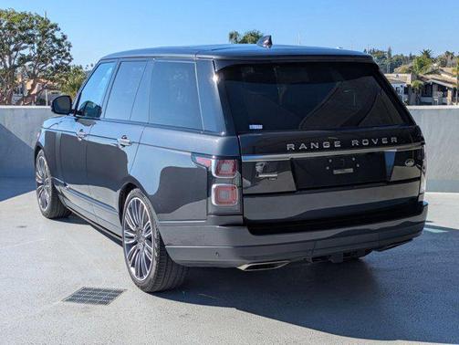 2022 Land Rover Range Rover Autobiography
