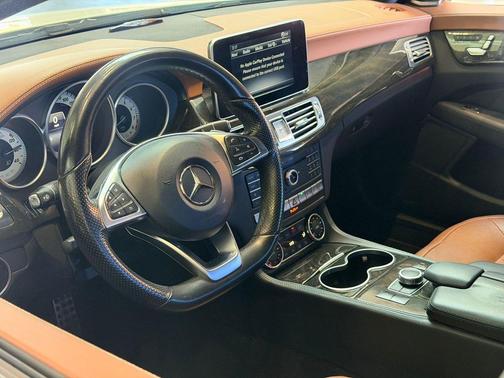 designo Diamond White Metallic 2018 Mercedes-Benz CLS 550 CLS 550