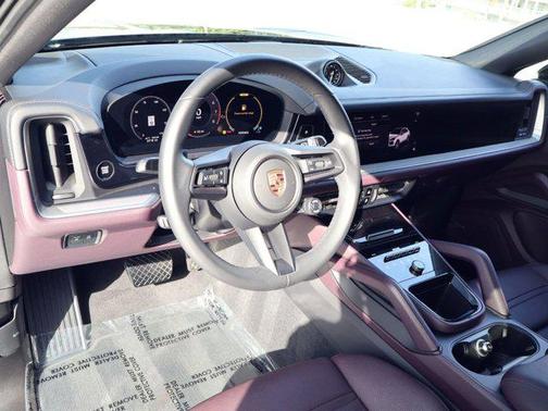 Chromite Black Metallic 2025 Porsche Cayenne Cayenne