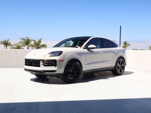 Chalk 2026 Porsche Cayenne Cayenne