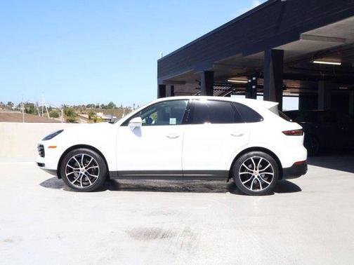 White 2023 Porsche Cayenne Cayenne