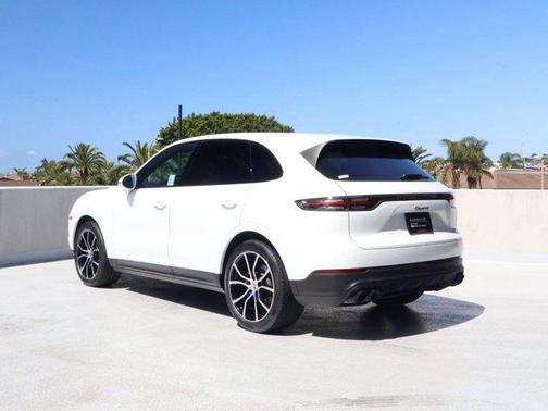 White 2023 Porsche Cayenne Cayenne