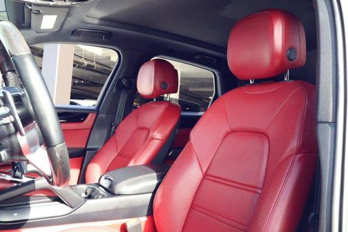 2023 Porsche Cayenne Cayenne