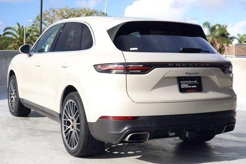 2023 Porsche Cayenne Cayenne