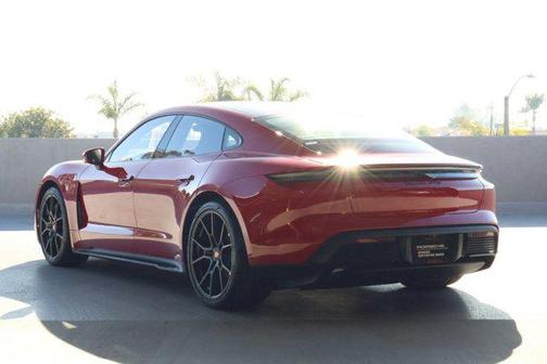 2024 Porsche Taycan GTS