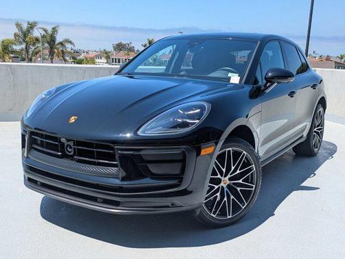 2024 Porsche Macan Base