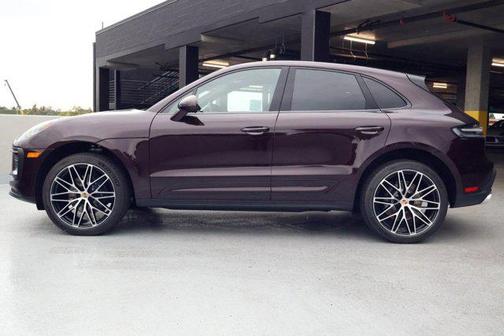 2026 Porsche Macan AWD