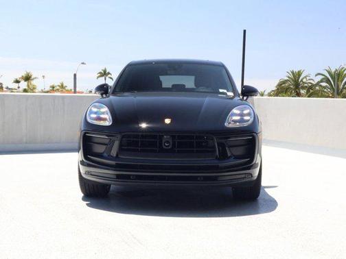 Black 2025 Porsche Macan Macan