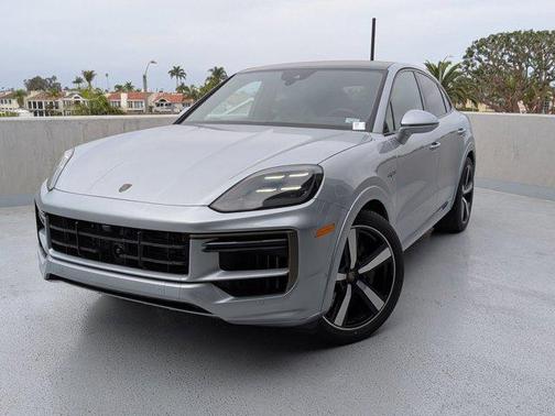 2025 Porsche Cayenne Turbo