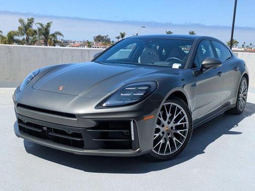 2024 Porsche Panamera RWD