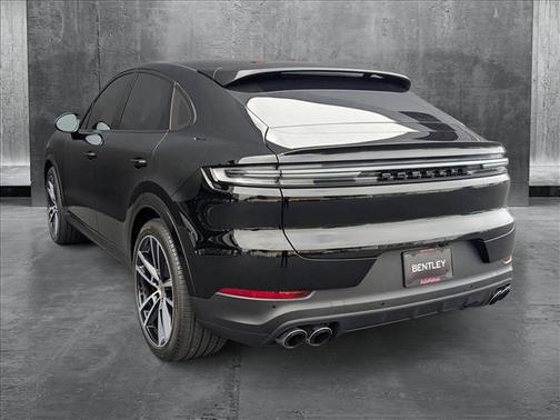 2024 Porsche Cayenne S