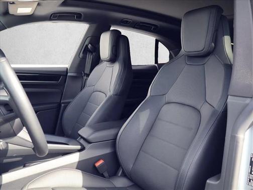 Dolomite Silver Metallic 2025 Porsche Macan Macan Electric