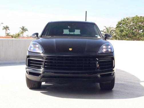 2023 Porsche Cayenne Platinum Edition