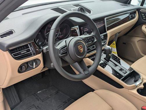 Carerra White 2025 Porsche Macan Macan