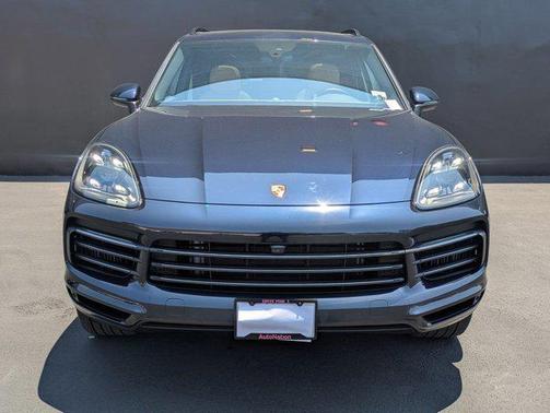 2022 Porsche Cayenne Platinum Edition