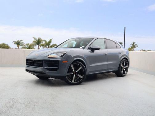 Arctic Grey 2026 Porsche Cayenne Cayenne