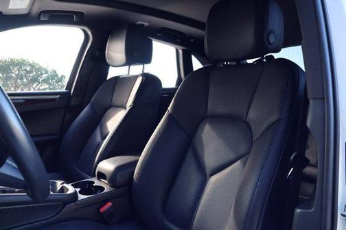 2023 Porsche Macan S
