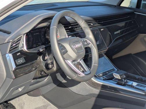 2023 Audi Q7 55 Premium