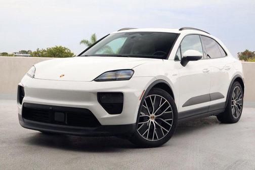 2024 Porsche Macan 4