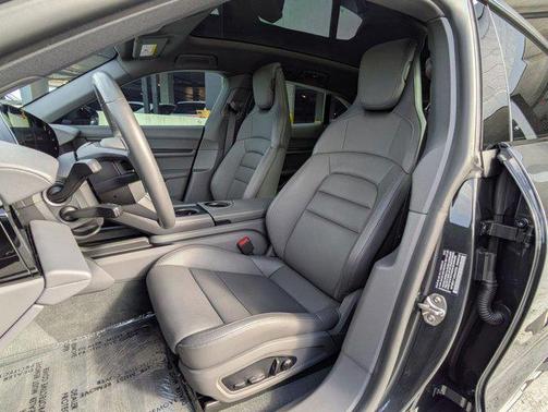 2024 Porsche Taycan 4S